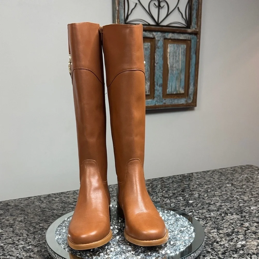 Giani Bernini leather Tan Boots NWT 7